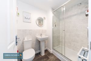 En-Suite- click for photo gallery